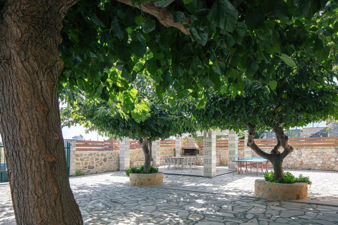 Villa Pinelopi Asprouliánoi المظهر الخارجي الصورة