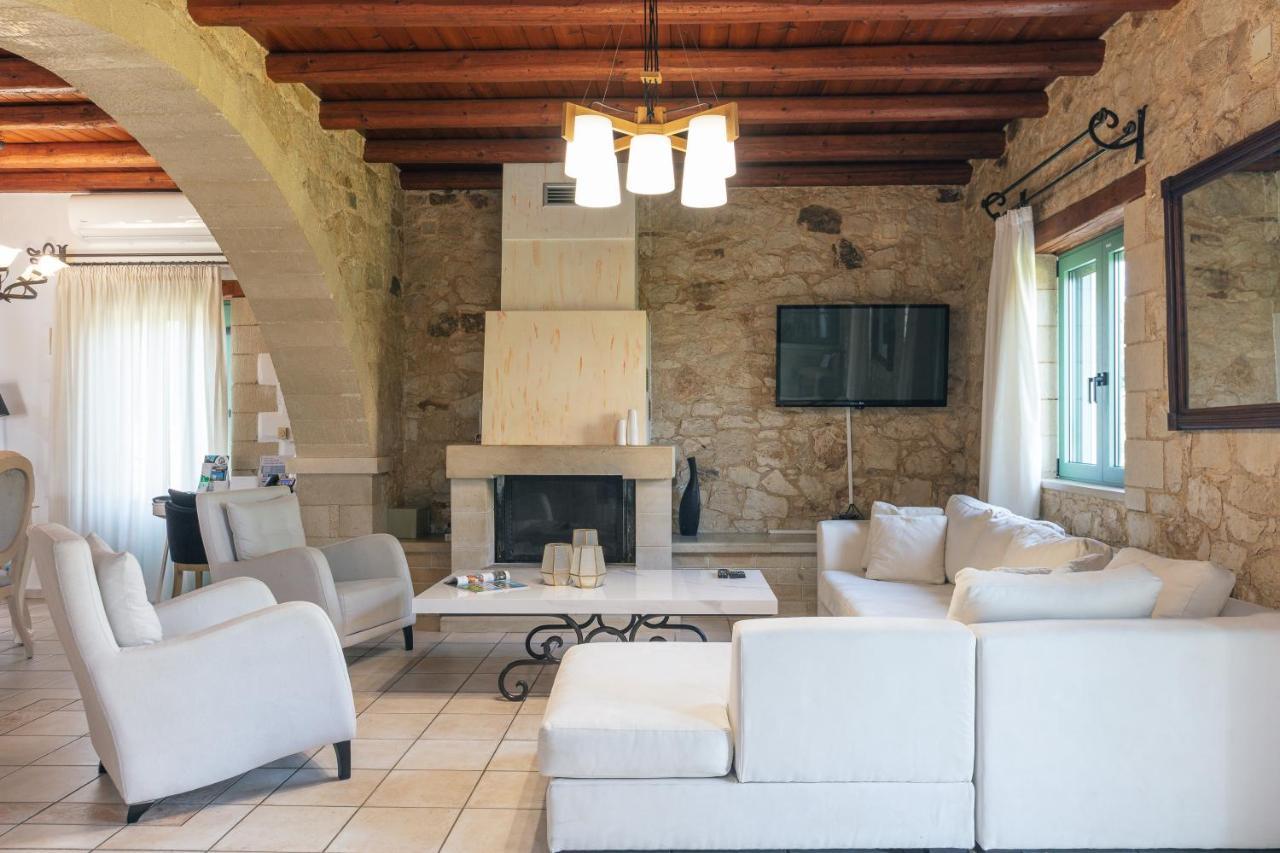 Villa Pinelopi Asprouliánoi المظهر الخارجي الصورة