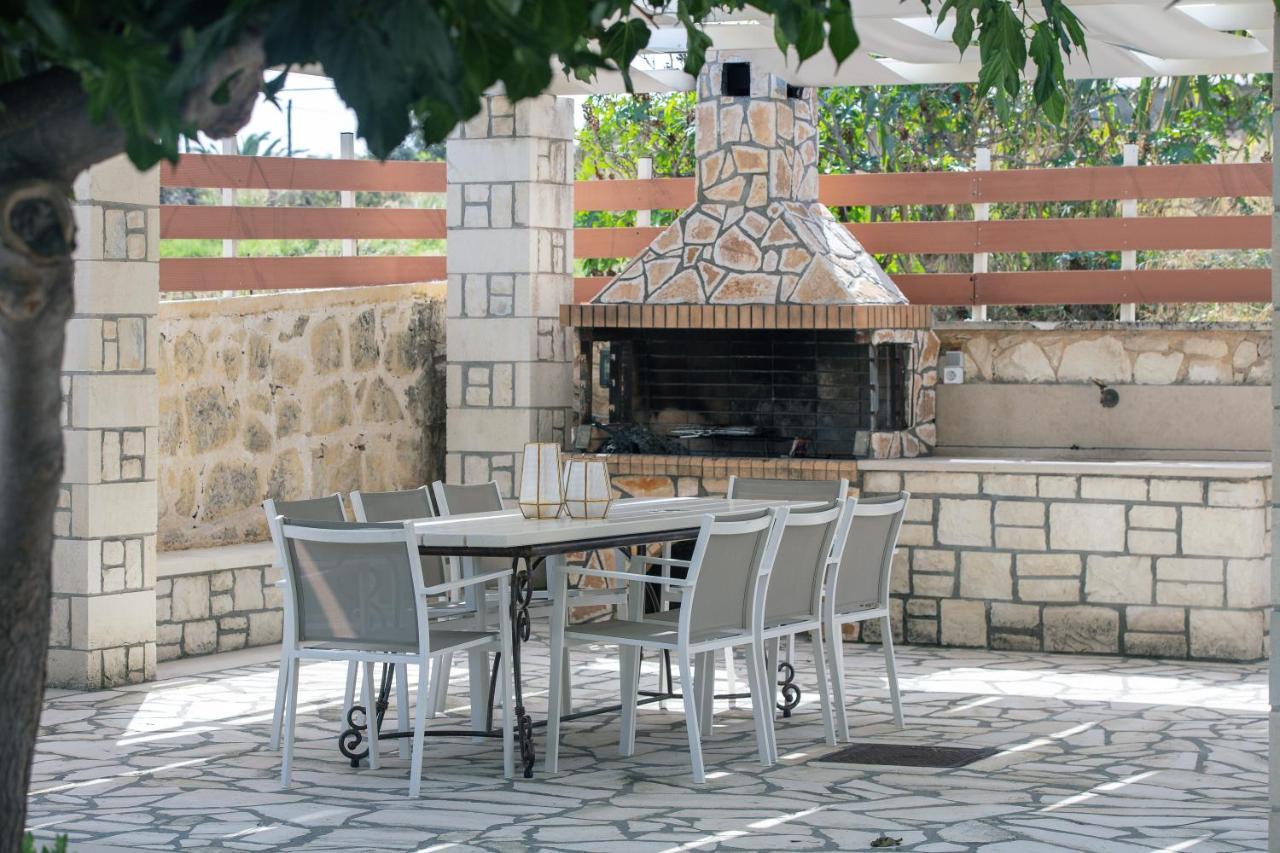 Villa Pinelopi Asprouliánoi المظهر الخارجي الصورة